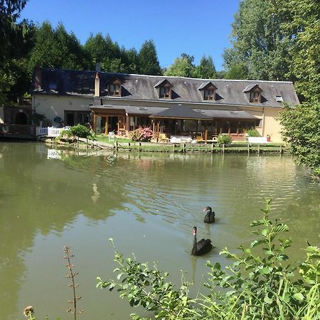 Bed and Breakfast Le Moulin Calme Luceau Екстер'єр фото